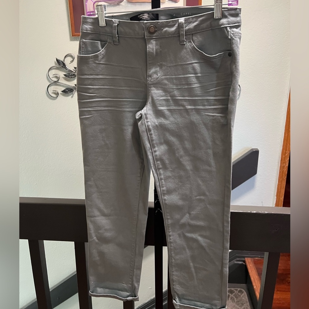 Simply Vera Vera Wang Gray Capri Mid-Rise Jeans